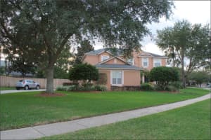 8334 Lake Crowell Cir, Orlando, FL 32836, Sold 03/20/17