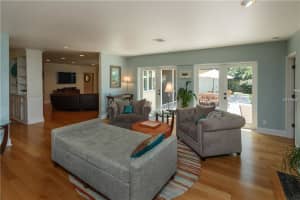 945 Lancaster Dr, Orlando, FL 32806, Sold 08/26/16
