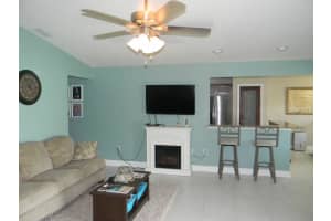 2527 Bobby Lee Ln, St Cloud, FL 34772, Sold 08/11/16
