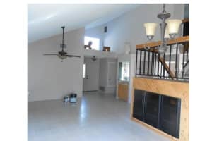 731 Crestbrook Loop, Longwood, FL 32750, Sold 08/19/16