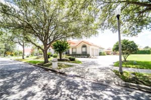 2601 Paulori Dr, Orlando, FL 32835, Sold 07/05/18
