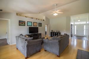 3242 Lorimar Ln, St Cloud, FL 34772, Sold 08/09/16