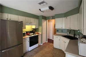 12004 Woodglen Cir, Clermont, FL 34711, Sold 08/29/16