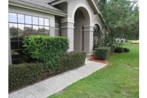 3914 Running Water Dr, Orlando, FL 32829, Sold 02/17/17