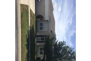 3822 Swallowtail Ln, Kissimmee, FL 34744, Sold 10/25/16