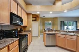 117 Kays Landing Dr, Sanford, FL 32771, Sold 09/30/16