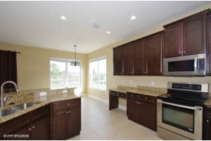 313 Porchester Dr, Sanford, FL 32771, Sold 04/14/17