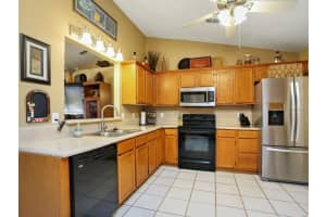 508 Carrigan Ave, Oviedo, FL 32765, Sold 10/18/16