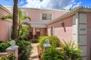 4941 Walden Cir, Orlando, FL 32811, Sold 09/20/16