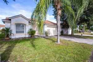 209 Downing Cir, Davenport, FL 33897, Sold 01/12/17