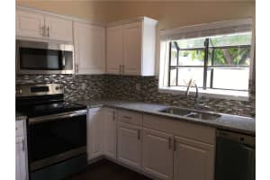 9785 Piney Point Cir, Orlando, FL 32825, Sold 11/29/16