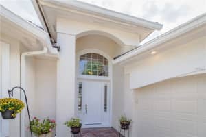 10555 Woodchase Cir, Orlando, FL 32836, Sold 02/28/17