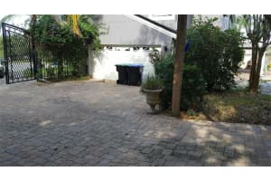 8500 Fulton Ct, Orlando, FL 32835, Sold 04/13/17