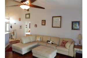 330 Robbins Rest Cir, Davenport, FL 33896, Sold 12/28/16