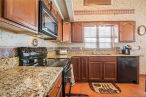 2462 Donaldson Dr, Orlando, FL 32812, Sold 04/10/17