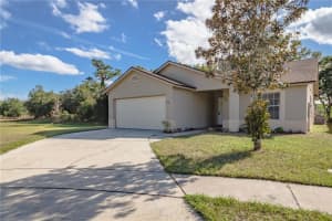 4516 Dakota Point Ct, Kissimmee, FL 34746, Sold 04/07/17