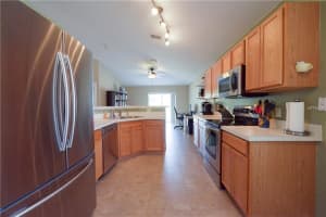 1966 Corner Glen Dr, Orlando, FL 32820, Sold 02/10/17