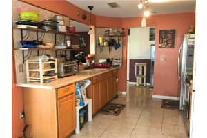 5252 Macadamia Ct, Orlando, FL 32818, Sold 05/01/17