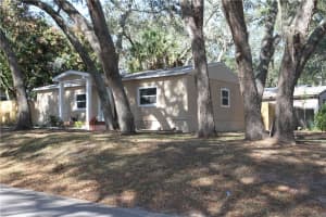 2001 Woodland Dr, Apopka, FL 32703, Sold 10/13/17
