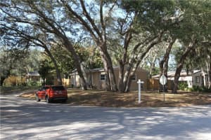 2001 Woodland Dr, Apopka, FL 32703, Sold 10/13/17