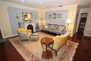 8985 Easterling Dr, Orlando, FL 32819, Sold 04/27/17