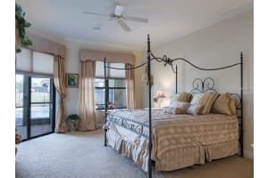 7643 Pointe Venezia Dr, Orlando, FL 32836, Sold 08/31/17