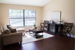 8648 Otter Creek Ct, Orlando, FL 32829, Sold 04/07/17