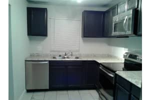 2830 Somerset Park Dr, Tampa, FL 33613, Sold 02/21/17