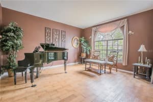 4802 Stamford Ct, Orlando, FL 32826, Sold 04/20/17