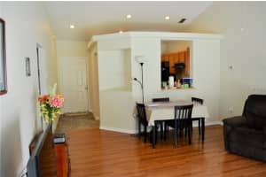 425 Fieldstream W Blvd, Orlando, FL 32825, Sold 04/21/17