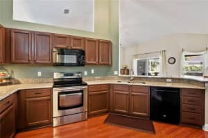 10313 Pointview Ct, Orlando, FL 32836, Sold 04/21/17