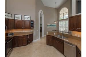 2544 St Heather Way, Orlando, FL 32806, Sold 03/31/17