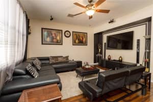 315 Rosselli Blvd, Davenport, FL 33896, Sold 05/18/17