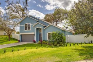 7921 Riffle Ln, Orlando, FL 32818, Sold 05/08/17