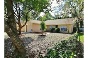 208 Kelly Cir, Sanford, FL 32773, Sold 04/13/17