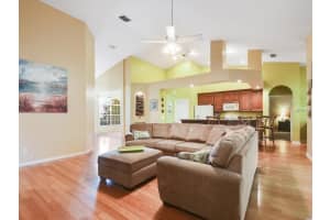 2433 Treymore Dr, Orlando, FL 32825, Sold 07/07/17