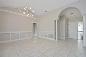 7861 Villa Dr, Orlando, FL 32836, Sold 05/25/17