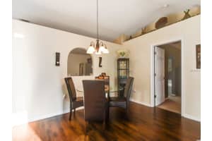 944 Old Barn Rd, Orlando, FL 32825, Sold 06/20/17
