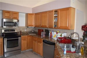 10318 Woodstream Ct, Orlando, FL 32825, Sold 05/02/17
