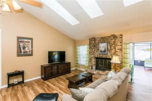 102 Chatsworth Ct, Winter Springs, FL 32708, Sold 05/09/17