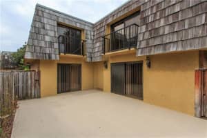5350 Bamboo Ct, Orlando, FL 32811, Sold 04/28/17