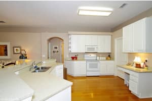 392 Remington Dr, Oviedo, FL 32765, Sold 05/15/17