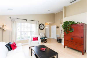 2747 Falcon Crest Pl, Lake Mary, FL 32746, Sold 05/25/17