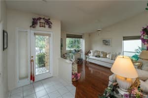 428 Flatwood Dr, Winter Springs, FL 32708, Sold 08/11/17
