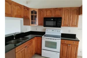 100 Edgewater Cir, Sanford, FL 32773, Sold 07/06/17