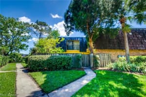 5266 Middle Ct, Orlando, FL 32811, Sold 05/24/17