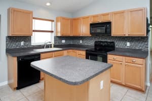 1004 Walnut Creek Cove, Winter Springs, FL 32708, Sold 08/03/17