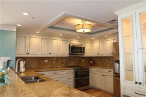 5275 S Atlantic Ave, New Smyrna Beach, FL 32169, Sold 08/29/17