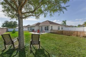 2059 Bearing Ln, Kissimmee, FL 34744, Sold 11/03/17