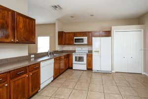 4339 Waterside Pointe Cir, Orlando, FL 32829, Sold 07/21/17